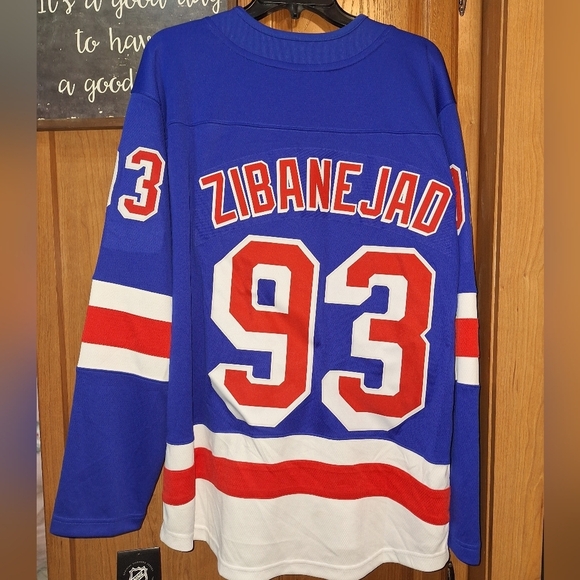 Fanatics Blue and Red Rangers #93 Zibanejad Jersey In A Mens Medium. NWT - Picture 11 of 11